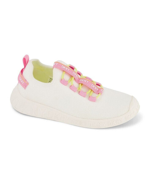 Little Girls Slip On Sneakers