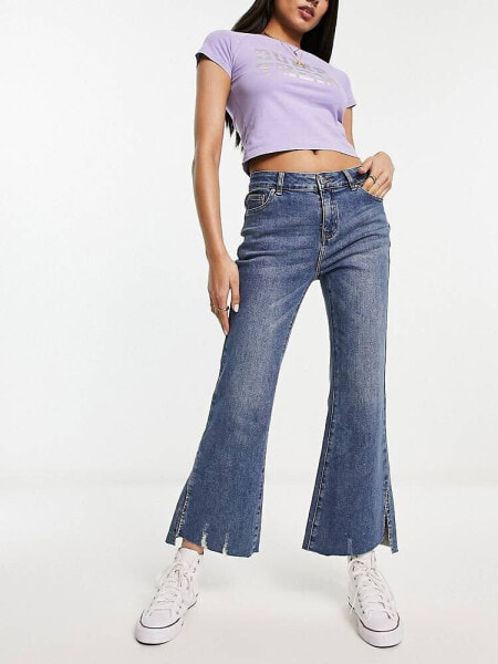 Urban Revivo flare jeans in blue