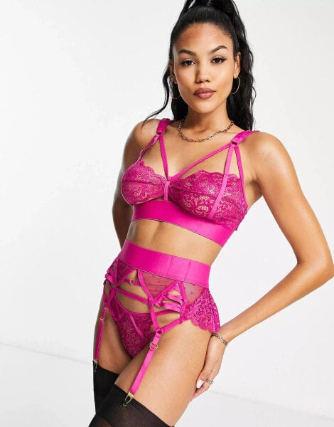 Tutti Rouge – Kennedy – Strumpfhalter aus Spitze und Netzstoff in Rosa mit Rüschen an der Seite und herzförmiger Metallverzierung