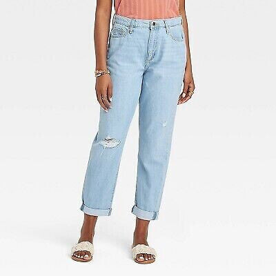 Women's Mid-Rise Boyfriend Jeans - Universal Thread Light Wash 2