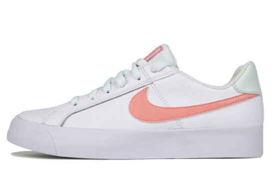 Кроссовки Nike Court Royale AO2810-107