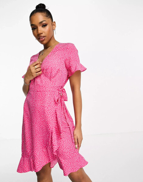 Vero Moda – Gepunktetes Mini-Wickelkleid in Rosa