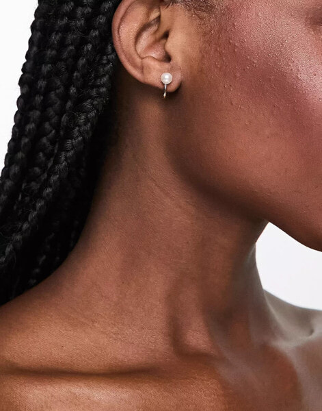 True Decadence pearl detail ear cuff