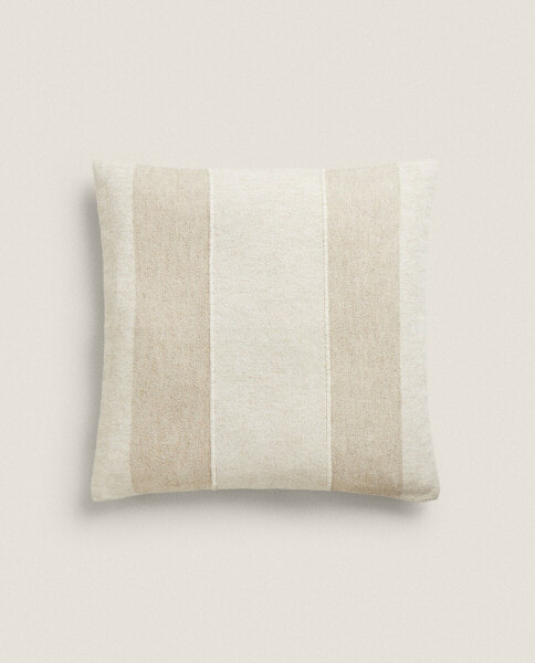 Embroidered line cushion cover