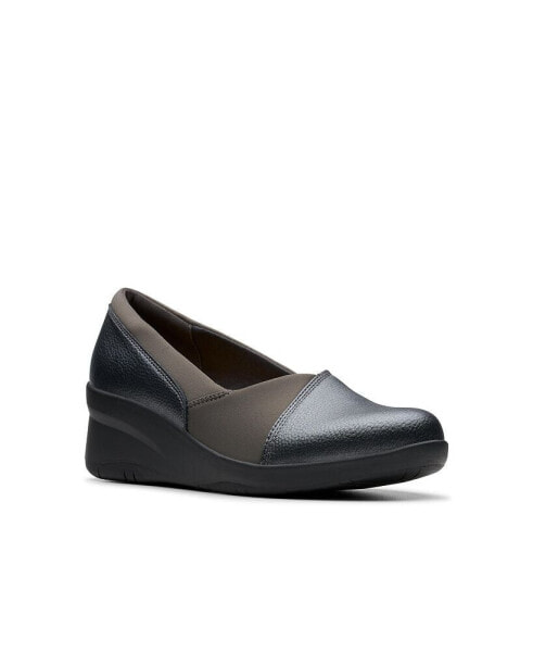 Women's Collection Suttyn Walk Shoes