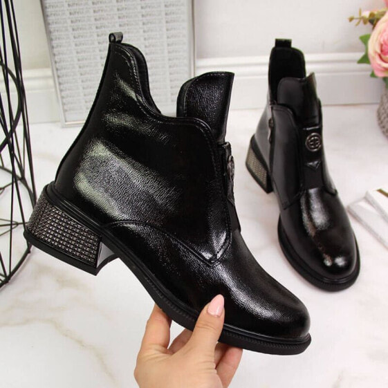 Filippo W PAW256 black ankle boots with a decorative block