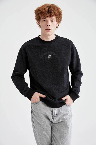 Regular Fit Bisiklet Yaka Sweatshirt