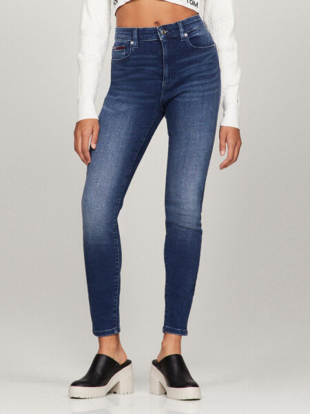 High-Rise Skinny Fit Medium Wash Jean