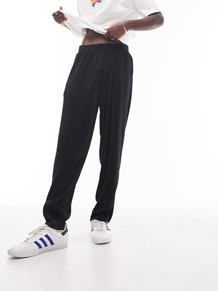 Topman tapered plisse jogger in black