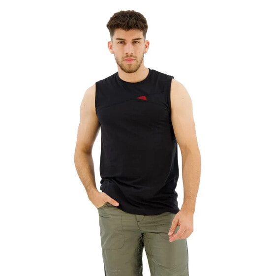 KLÄTTERMUSEN Fafne sleeveless T-shirt