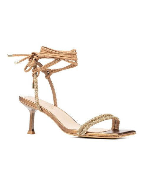 Women's Laurie Wide Width Heels Sandals