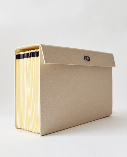 Linen filing briefcase