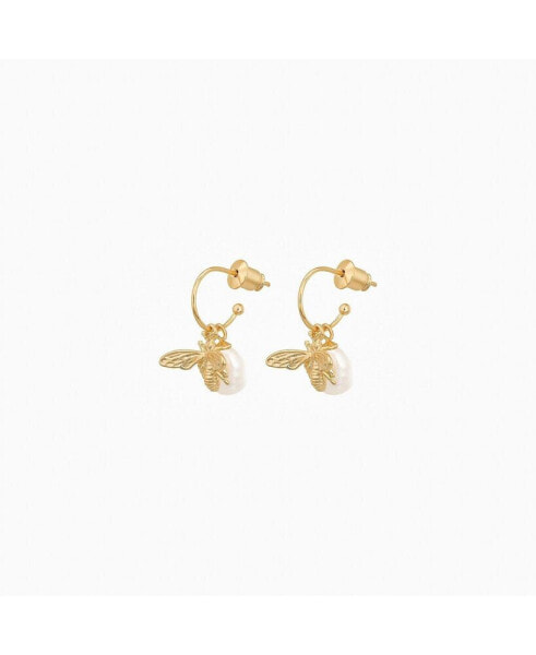 Bee Cultured Pearl Earrings