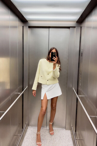 SKORT WITH SLIT AT THE HEM