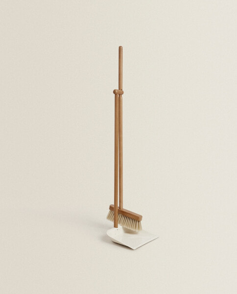 Wooden dustpan and brush set