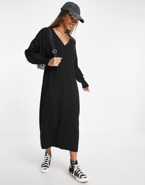 ONLY knitted v neck maxi dress in black