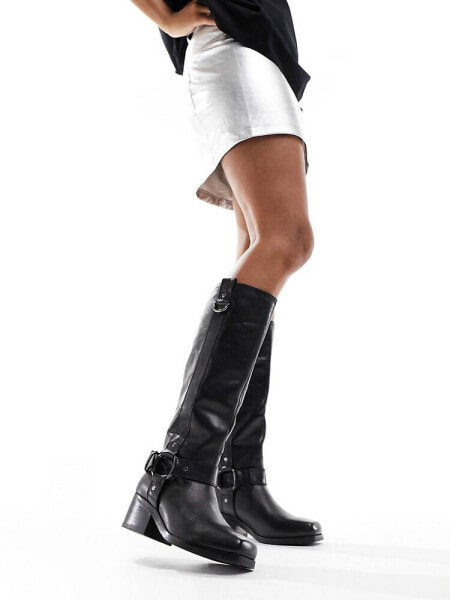 Bronx Rock-ey biker boots in black leather