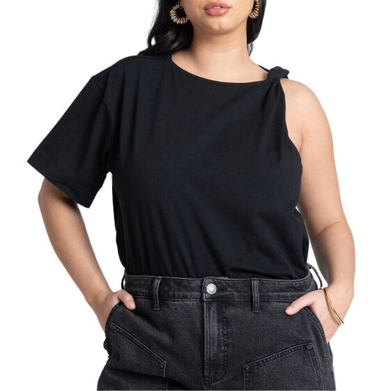 Plus Size Twist Shoulder Tee