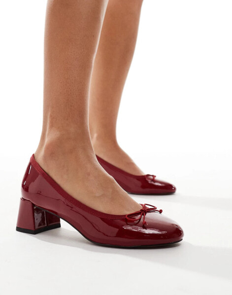 ASOS DESIGN Shelley bow detail mid block heeled shoes in red