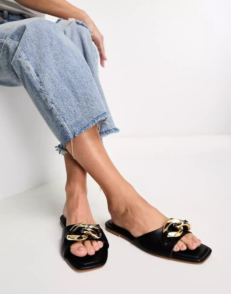 Stradivarius buckle detail sandal in black