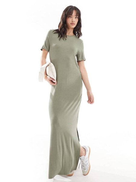 Pieces maxi t-shirt dress in khaki