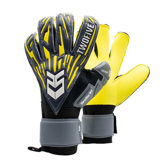 Вратарские перчатки TWOFIVE Sevilla´82 Basic - Неопреновые технические перчатки. Для классических вратарей, предпочитающих чувствовать касание мяча.