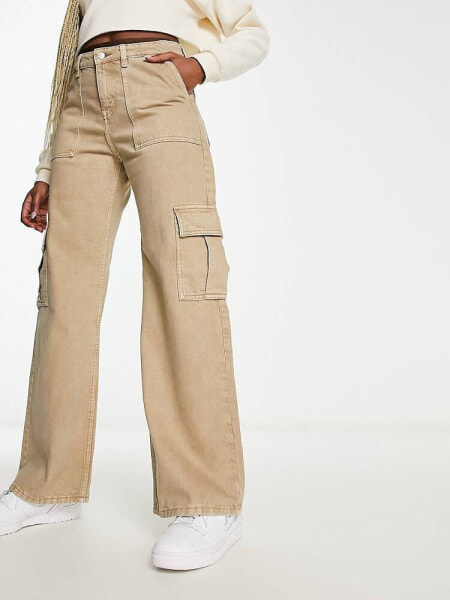 Женские джинсы Monki Cargo-Jeans in Beige