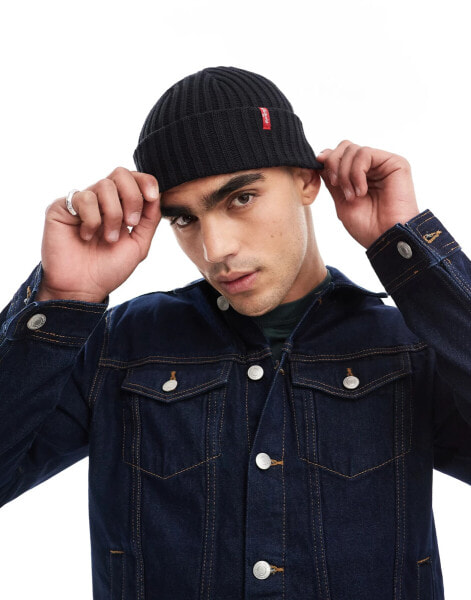 Levi's ribbed beanie with red tab logo in black