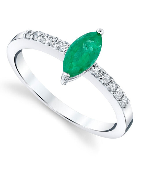 Кольцо Macy's Emerald & Diamond Brilliance.