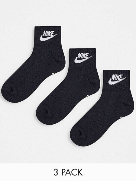 Nike Everyday Essential ankle sock 3 pack in black & white