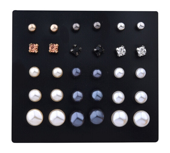 Set of fine earrings - studs (15 pairs)