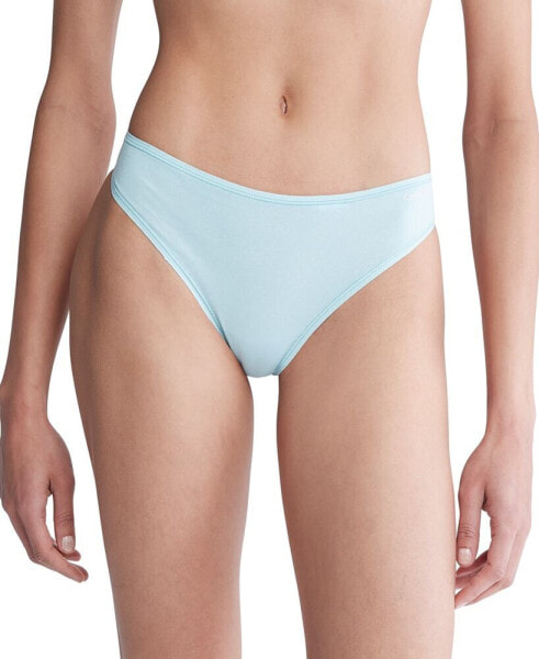 Красивые женские трусы Calvin Klein cotton Form Thong Underwear QD3643