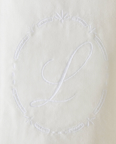 Pack of children’s muslin cloths with embroidered letter (pack of 2)