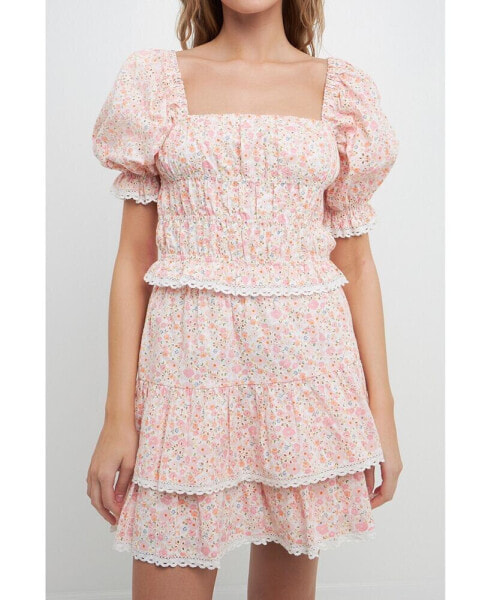 Women's Floral Eyelet Smocked Cropped Top