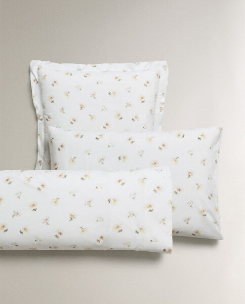 Daisy print pillowcase