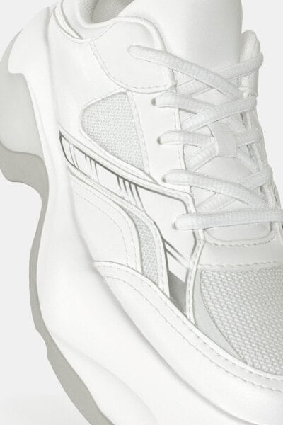 Chunky-sole running trainers