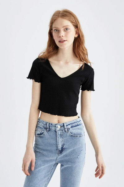Футболка Defacto Coool Fitted Neck Crop