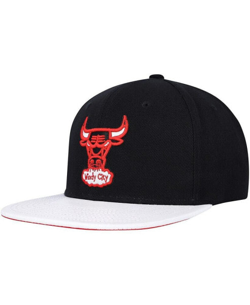 Men's Black, White Chicago Bulls Hardwood Classics Wear Away Visor Snapback Hat