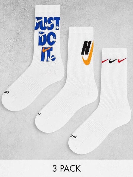 Nike Everyday Cushion Plus 3 pack  logo socks in white 