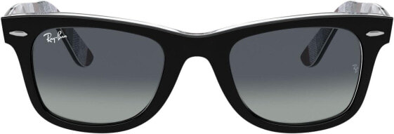 Ray-Ban Unisex sunglasses.