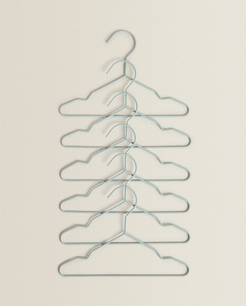 Pack of rubberised baby hangers (pack of 6)