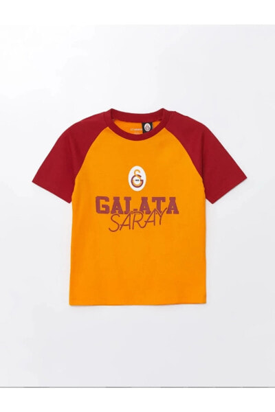 LCW baby Galatasaray Lisanslı Baskılı Unisex Bebek Bisiklet Yaka Tişört Ve Şort 2'li Takım