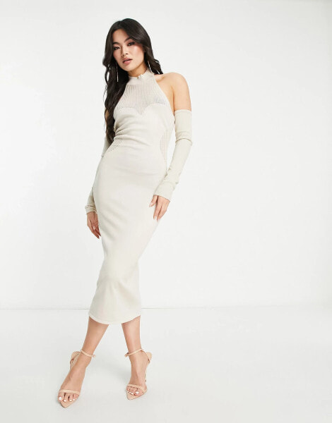 Simmi – Figurformendes Midikleid in Creme mit Neckholder und Ärmelstulpen