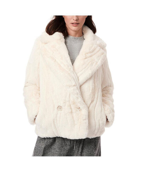 Women's Grooved Faux Fur Jacket