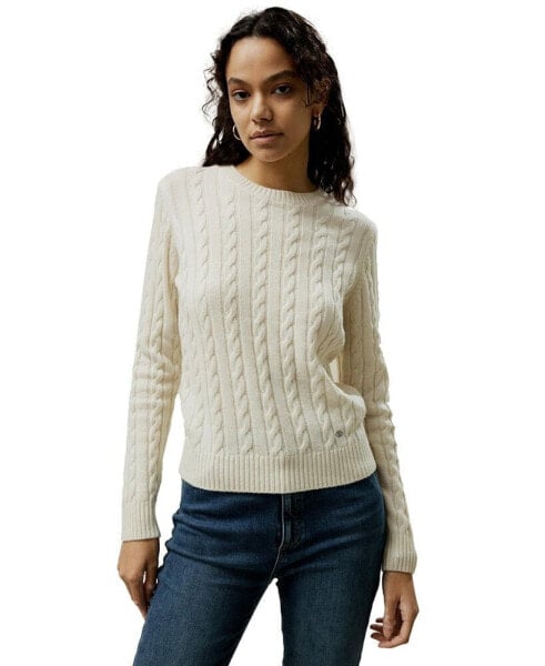 Women's Classic Cable Knit Sweater with Ribbed Edges for Women