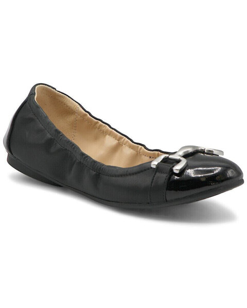 Adrienne Vittadini Cadeeno Flat Women's