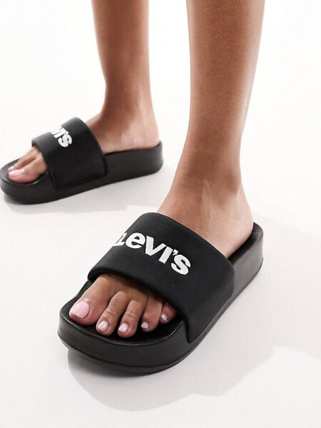 Levi's June bold padded slider with logo in black