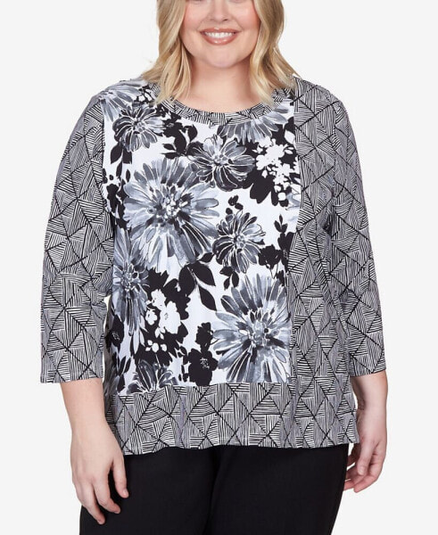 Plus Size World Traveler Geo Floral Split Hem Top