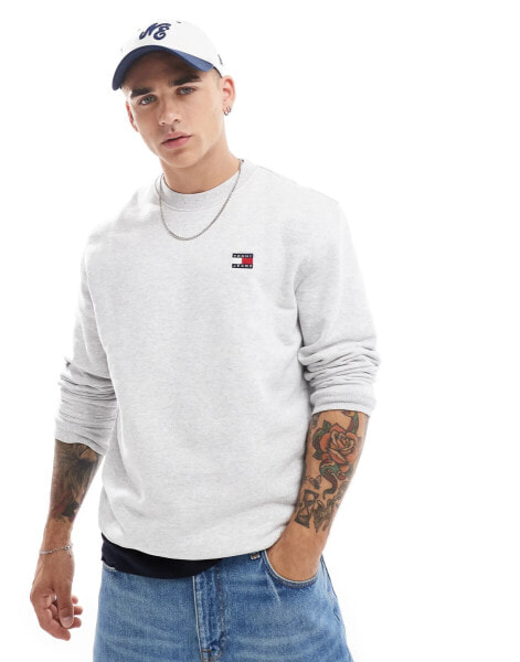 Tommy Jeans regular badge logo sweatshirt in grey