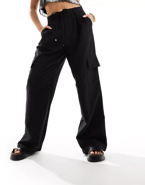 Stradivarius tailored pull on cargo trouser in black